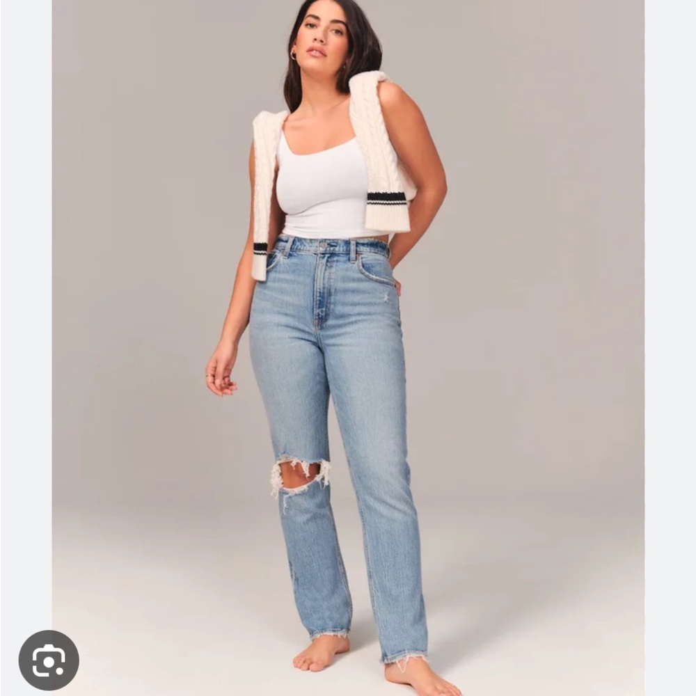 Abercrombie 90s Straight Ultra High Rise Jeans